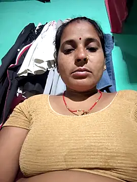 Snapshot of Reena_lodha chatting on 03/20/26, 09:30 Reena lodha online show from 03/20/26, 09:30