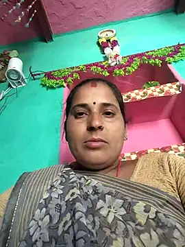 Snapshot of Reena_lodha chatting on 03/26/26, 07:47 Reena lodha online show from 03/26/26, 07:47