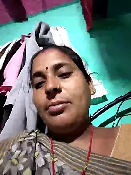 Snapshot of Reena_lodha chatting on 04/01/26, 09:56 Reena lodha online show from 04/01/26, 09:56