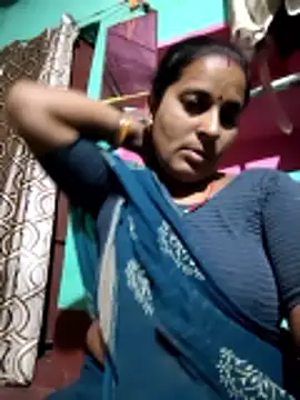Snapshot of Reena_lodha chatting on 04/12/26, 08:03 Reena lodha online show from 04/12/26, 08:03
