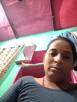 Snapshot of Reena_lodha chatting on 04/23/26, 08:11 Reena lodha online show from 04/23/26, 08:11