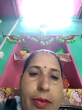 Snapshot of Reena_lodha chatting on 05/12/26, 11:51 Reena lodha online show from 05/12/26, 11:51