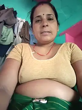 Snapshot of Reena_lodha chatting on 05/27/26, 08:33 Reena lodha online show from 05/27/26, 08:33