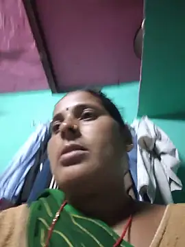 Snapshot of Reena_lodha chatting on 06/03/26, 03:39 Reena lodha online show from 06/03/26, 03:39