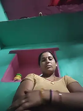 Snapshot of Reena_lodha chatting on 06/05/26, 06:57 Reena lodha online show from 06/05/26, 06:57