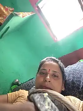Snapshot of Reena_lodha chatting on 06/13/26, 08:34 Reena lodha online show from 06/13/26, 08:34
