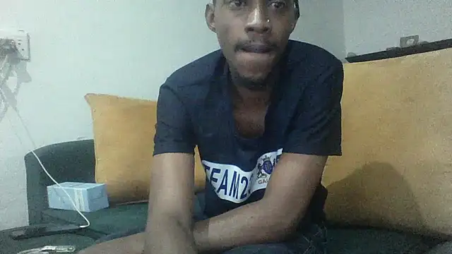 Snapshot of Winterslender chatting on 04/18/26, 07:07 Winterslender online show from 04/18/26, 07:07