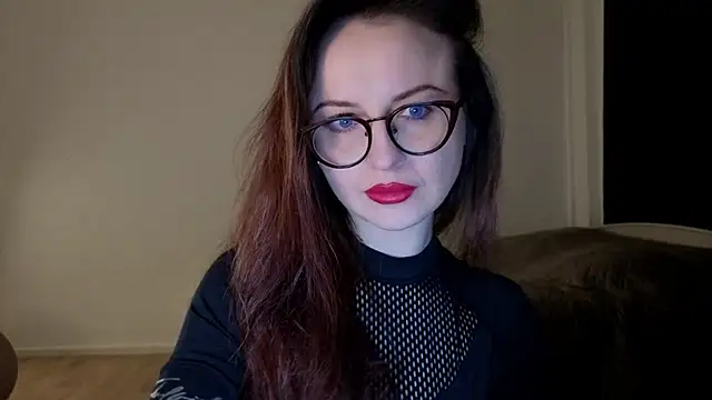 Snapshot of Satin_Sin chatting on 03/22/26, 06:33 Satin Sin online show from 03/22/26, 06:33