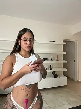 maferalvarexxx online show from 07/13/26, 11:07
