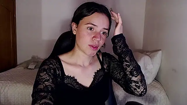 Snapshot of Shanel_Lozano chatting on 03/03/26, 09:10 Shanel Lozano online show from 03/03/26, 09:10