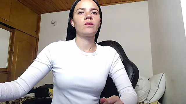 Snapshot of Shanel_Lozano chatting on 03/29/26, 03:45 Shanel Lozano online show from 03/29/26, 03:45