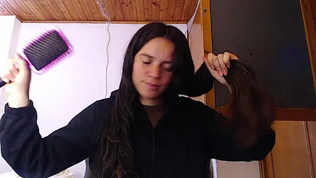 Snapshot of Shanel_Lozano chatting on 05/07/26, 06:13 Shanel Lozano online show from 05/07/26, 06:13