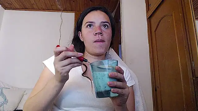 Snapshot of Shanel_Lozano chatting on 05/14/26, 10:05 Shanel Lozano online show from 05/14/26, 10:05