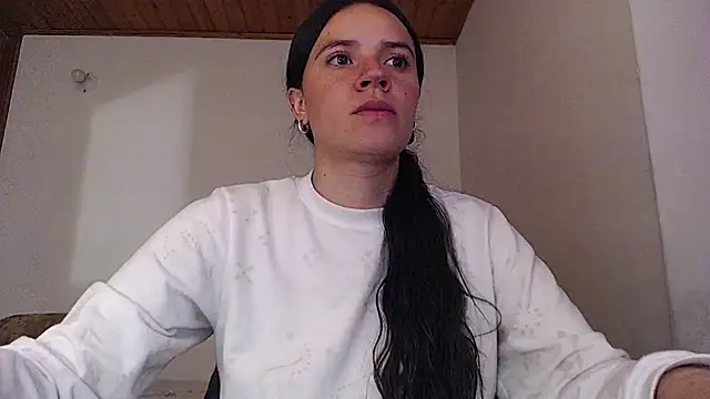 Snapshot of Shanel_Lozano chatting on 05/29/26, 03:54 Shanel Lozano online show from 05/29/26, 03:54