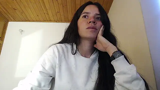 Snapshot of Shanel_Lozano chatting on 06/10/26, 10:52 Shanel Lozano online show from 06/10/26, 10:52