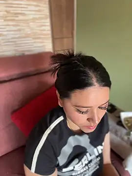Veronica Wins  online show from 05/14/26, 05:31