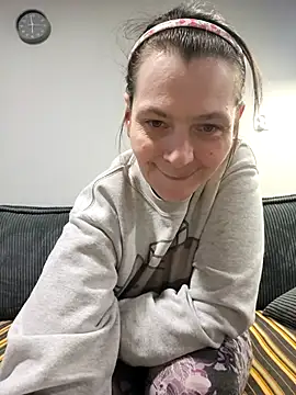 Snapshot of roksa2026 chatting on 02/19/26, 04:58 roksa2026 online show from 02/19/26, 04:58