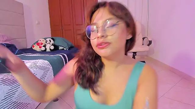 Snapshot of rosse_taylorx1 chatting on 02/27/26, 06:52 rosse taylorx1 online show from 02/27/26, 06:52