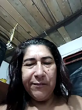 Snapshot of PatriciaGrajales chatting on 04/18/26, 04:22 PatriciaGrajales online show from 04/18/26, 04:22