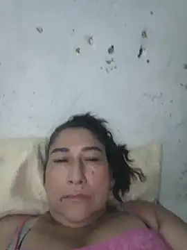 Snapshot of PatriciaGrajales chatting on 05/06/26, 04:01 PatriciaGrajales online show from 05/06/26, 04:01