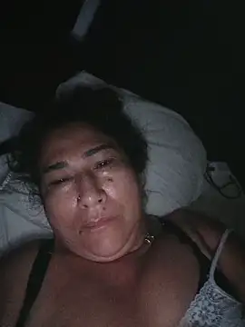 Snapshot of PatriciaGrajales chatting on 05/25/26, 12:00 PatriciaGrajales online show from 05/25/26, 12:00