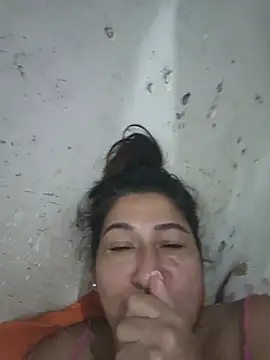 PatriciaGrajales online show from 07/16/26, 05:30