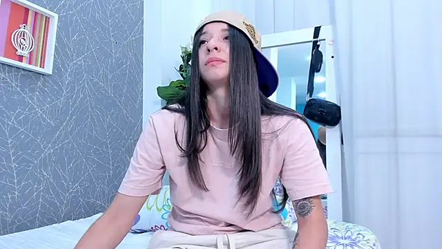 ViictoriiaSaenz online show from 05/24/26, 06:07