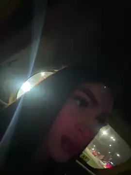 lizz lunna online show from 06/19/26, 02:49