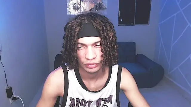 Axel fox77 online show from 07/22/26, 01:19
