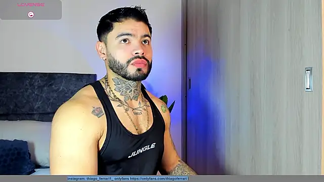 Snapshot of thiago_ferrari_ chatting on 02/26/26, 11:26 thiago ferrari online show from 02/26/26, 11:26