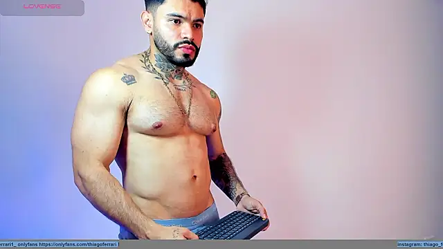 Snapshot of thiago_ferrari_ chatting on 03/10/26, 03:00 thiago ferrari online show from 03/10/26, 03:00