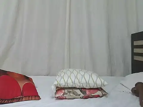 Snapshot of ZAMY1 chatting on 01/18/26, 05:22 ZAMY1 online show from 01/18/26, 05:22