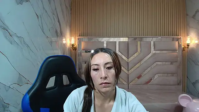 Snapshot of katalina_r_ chatting on 05/01/26, 08:13 katalina r online show from 05/01/26, 08:13