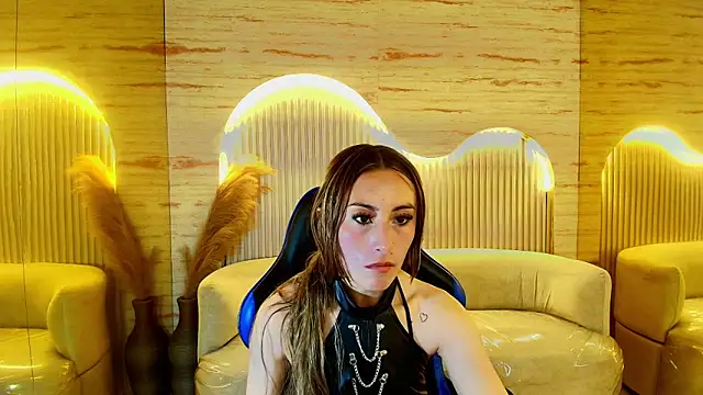 Snapshot of katalina_r_ chatting on 05/30/26, 08:17 katalina r online show from 05/30/26, 08:17