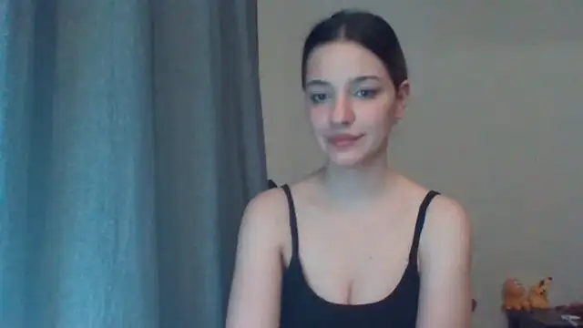 Snapshot of EvelineMagnetic chatting on 06/09/26, 08:31 EvelineMagnetic online show from 06/09/26, 08:31
