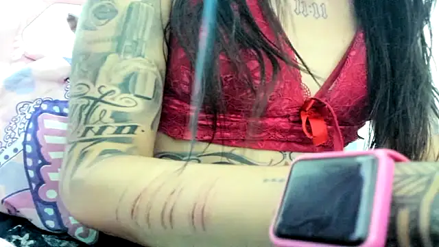 Snapshot of jenniferbodys chatting on 04/03/26, 11:47 jenniferbodys online show from 04/03/26, 11:47