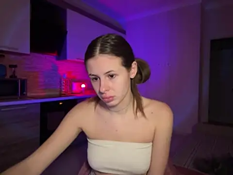 Snapshot of MissDianka chatting on 02/03/26, 05:27 MissDianka online show from 02/03/26, 05:27