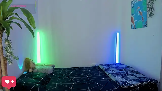 Naughty Blue online show from 07/26/26, 03:25
