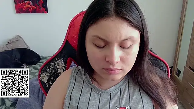 Snapshot of yessica_gomez01 chatting on 03/19/26, 08:46 yessica gomez01 online show from 03/19/26, 08:46