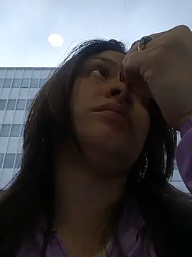 Snapshot of yessica_gomez01 chatting on 05/13/26, 12:46 yessica gomez01 online show from 05/13/26, 12:46