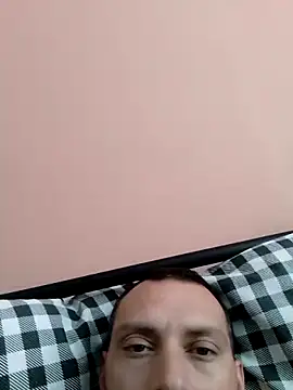 Snapshot of pacakiraly21 chatting on 06/10/26, 03:11 pacakiraly21 online show from 06/10/26, 03:11