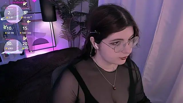 Snapshot of Siena_aa chatting on 05/28/26, 09:01 Siena aa online show from 05/28/26, 09:01
