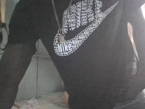 Snapshot of roxa2784 chatting on 06/14/26, 12:29 roxa2784 online show from 06/14/26, 12:29