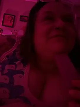 Snapshot of theUnihorniest chatting on 02/05/26, 04:50 theUnihorniest online show from 02/05/26, 04:50