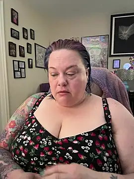 Snapshot of theUnihorniest chatting on 03/26/26, 04:34 theUnihorniest online show from 03/26/26, 04:34