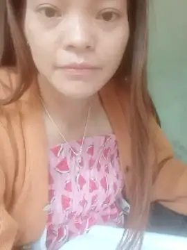 Snapshot of jjennyyy chatting on 04/29/26, 02:37 jjennyyy online show from 04/29/26, 02:37