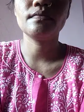 Snapshot of Zaara101 chatting on 06/06/26, 04:39 Zaara101 online show from 06/06/26, 04:39