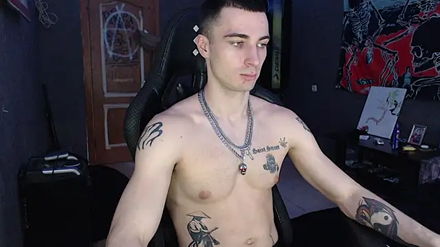 Snapshot of Jack_loveeee chatting on 02/03/26, 12:21 Jack loveeee online show from 02/03/26, 12:21
