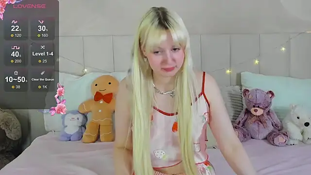 Snapshot of AdeleSilvy chatting on 06/05/26, 06:52 AdeleSilvy online show from 06/05/26, 06:52
