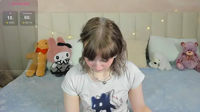 AdeleSilvy online show from 06/23/26, 01:36